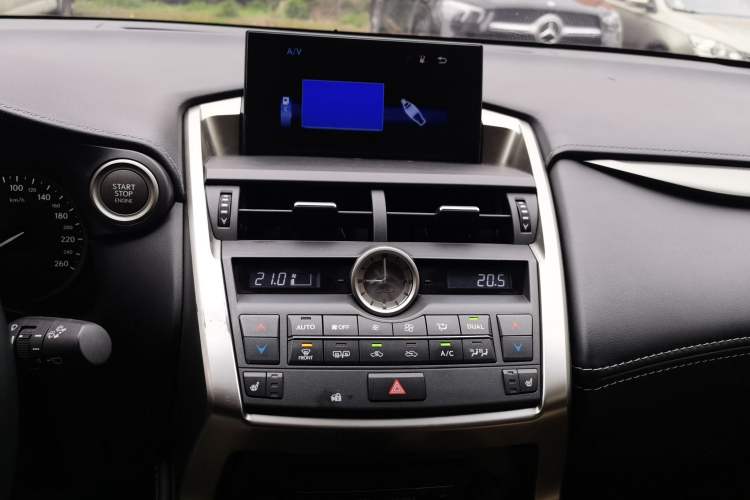 Used Lexus NX 2016 200 All-Wheel Drive FENGSHANG Version Audio And AC Panel