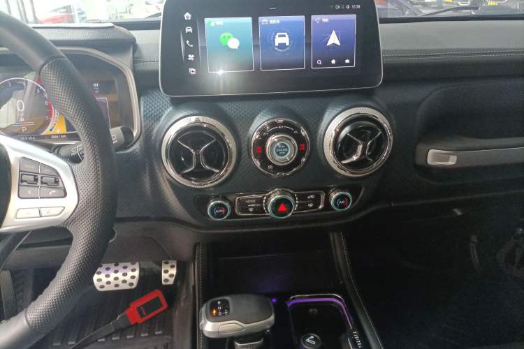 Used BAIC Off-Road BJ40 2023 2.0T Automatic Four-Wheel Drive Ring of the Tower Champion Edition