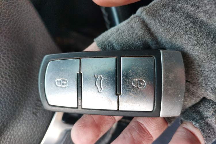 Used Volkswagen Magotan 2013 1.8TSI Luxury Model Vehicle Key