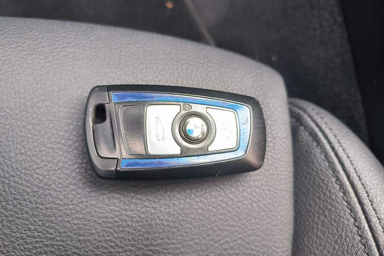 Used BMW 3 Series 2018 320Li Leading Model M Sport Package Interior 1