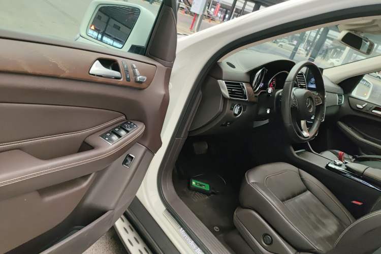 Used Mercedes-Benz GLE 2017 GLE 320 4MATIC Dynamic Model