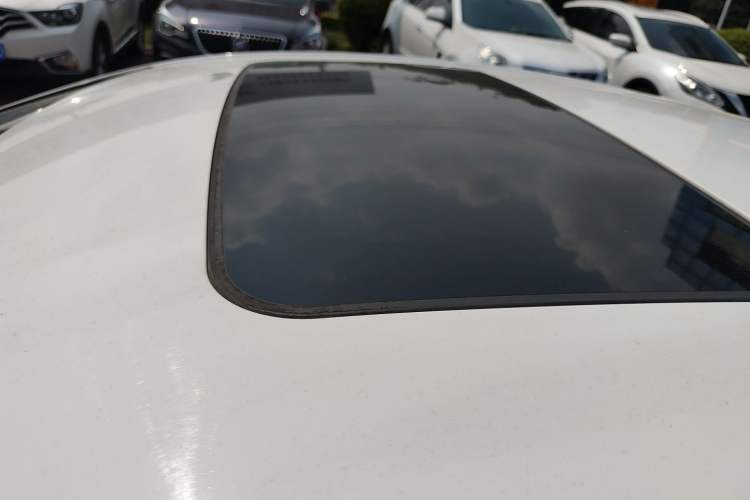 Used Chevrolet Cruze 2017 1.5L Automatic Pioneer Sunroof Edition