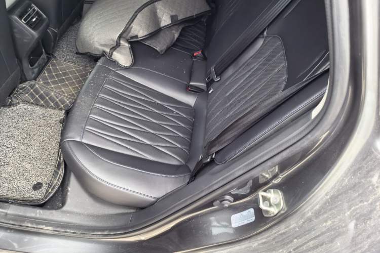 Used CHANGAN Eado 2024 1.5T GDI Automatic Flagship Edition Left Rear Seat