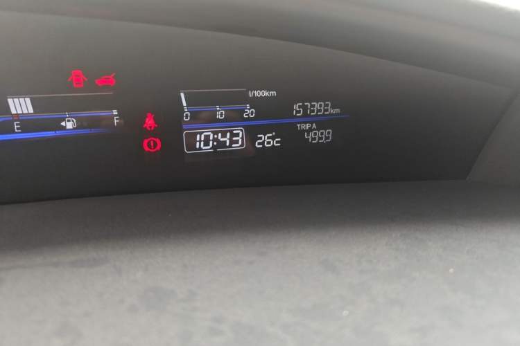 Used Honda Jade 2013 1.8L automatic Comfort version 5 seats
