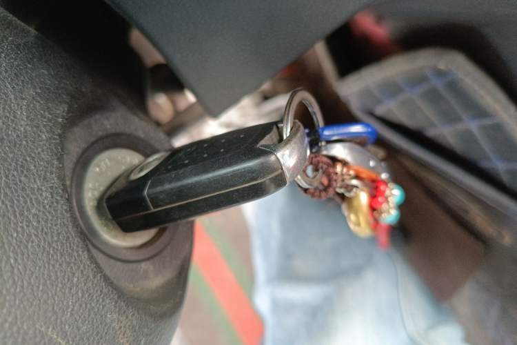 Used Great Wall Wingle 7 2019 2.0T Diesel 4x4 Elite Version China VI Standard Big Double Cab – GW4D20M Vehicle Key