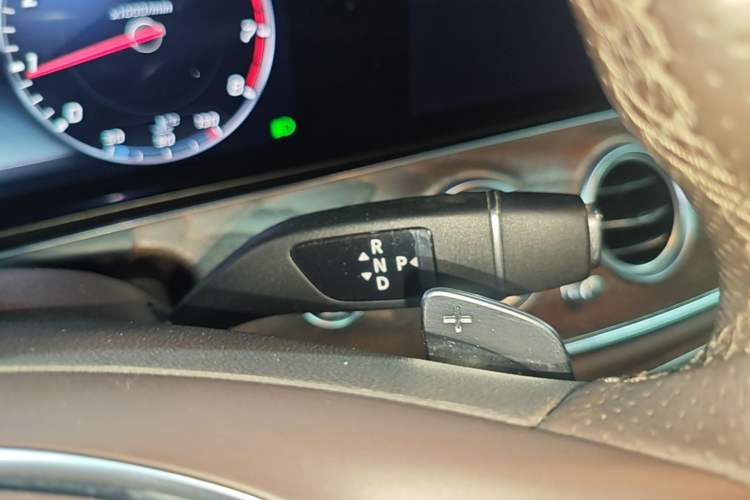 Used Mercedes-Benz E-Class 2018 Facelift E 200 L
