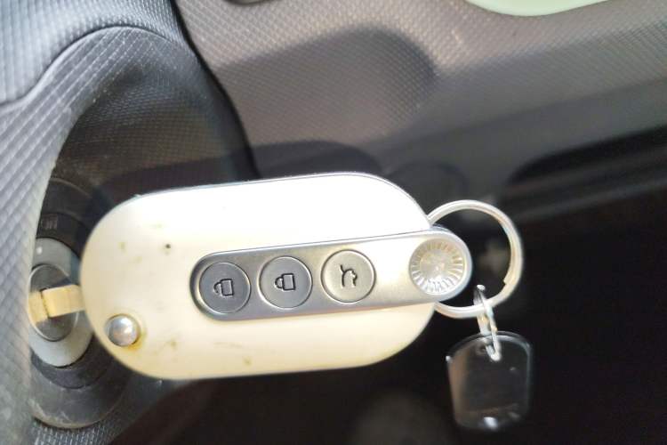 Used Wuling Hongguang MINIEV 2022 Macaron Premium Model – Lithium Iron Phosphate