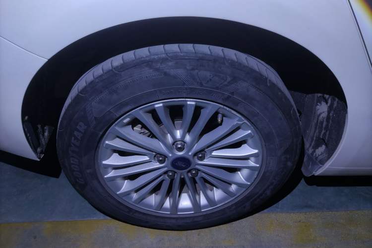 Used Ford Escort 2017 1.5L Manual Comfort Model
