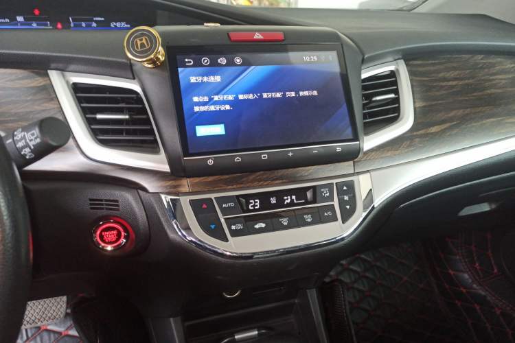 Used Honda Jade 2017 1.8L automatic Comfort version 5 seats
