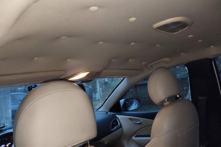 Used Fiat Viaggio 2012 1.4T Manual Enjoyment Edition
