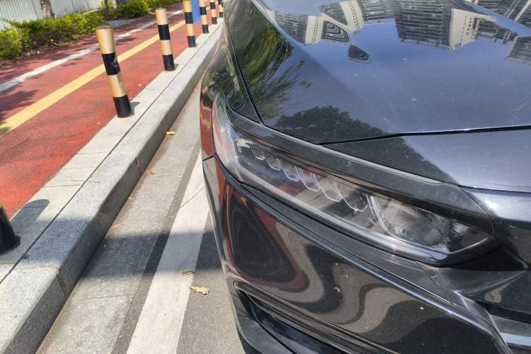 Used Honda Accord 2018 260TURBO Elite Edition China V Right Front Headlight