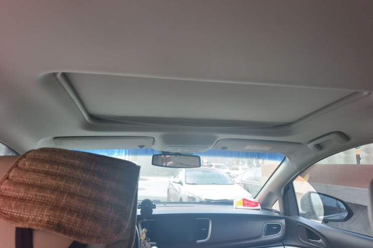 Used Buick GL8 2018 28T Luxury Model China VI Standard Headliner