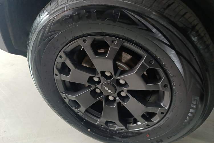 Used Formula Leopard Leopard 5 2023 Cloud Ride Flagship Edition
