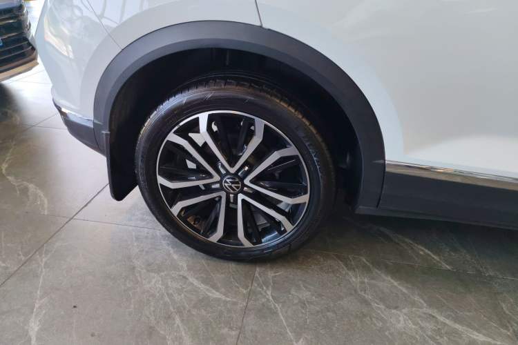 Used Volkswagen T-ROC 2022 280TSI DSG Two-Wheel Drive Comfort PLUS