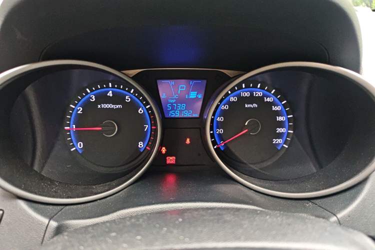 Used Hyundai ix35 2013 2.0L Automatic Two-Wheel Drive Smart GLS China IV Standard