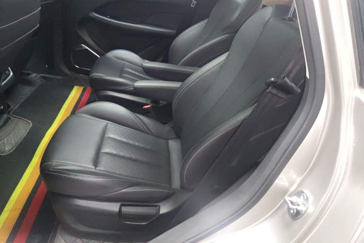 Used JETOUR X90 2019 1.5T DCT Smart Enjoyment Model 6 Seats China VI Standard