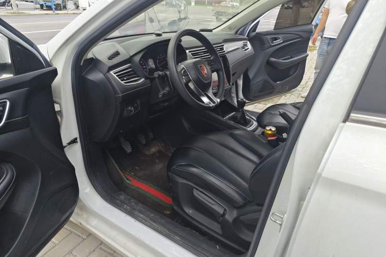 Used Roewe i5 2019 1.5L Manual 4G Connect Leehao Flagship Edition Driver Seat