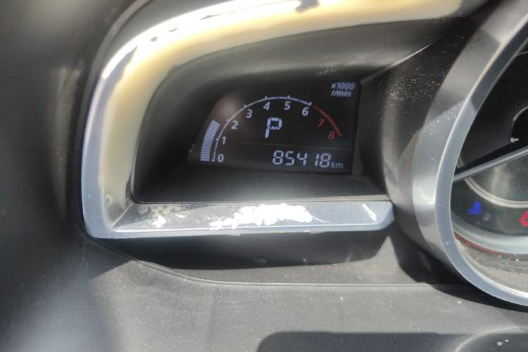 Used Mazda 3 Axela 2016 Sedan 1.5L Automatic Comfort Model