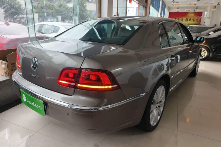 Used Volkswagen Phaeton 2012 3.6L Deluxe Custom Edition
