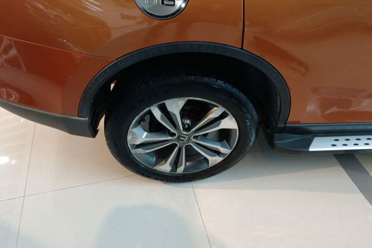 Used Luxgen U6 SUV 2015 1.8T Fashion Edition Right Rear Wheel Hub