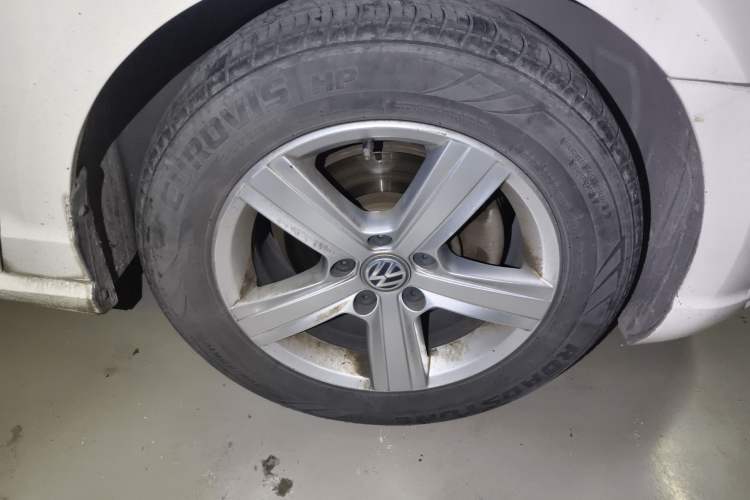 Used Volkswagen Lamando 2015 230TSI DSG Fashion Edition