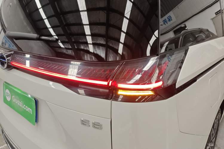 Used GAC Trumpchi Trumpchi E8 2024 Honor Series 2.0L Honor Edition