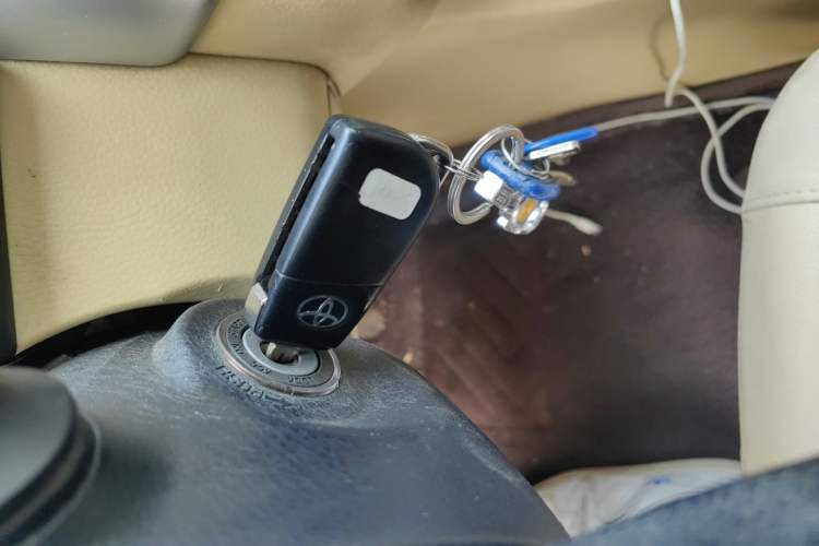 Used Toyota Highlander 2015 2.0T Four-Wheel Drive Elite Edition 7-Seater Vehicle Key