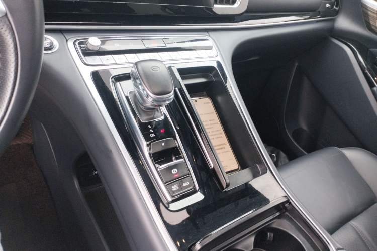 Used GAC Trumpchi M8 2021 Lingxiu Series 390T Ultimate Edition Gear Lever