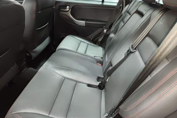 Used Chery Tiggo 3 2015 1.6L Manual Zhishang Commemorative Edition Left Rear Seat