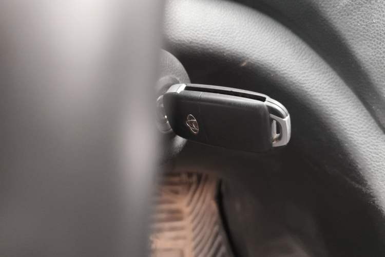 Used CHANGAN KAICHENG Ruixing S50 2017 S50V 1.5L Manual Logistics Version I China V Standard