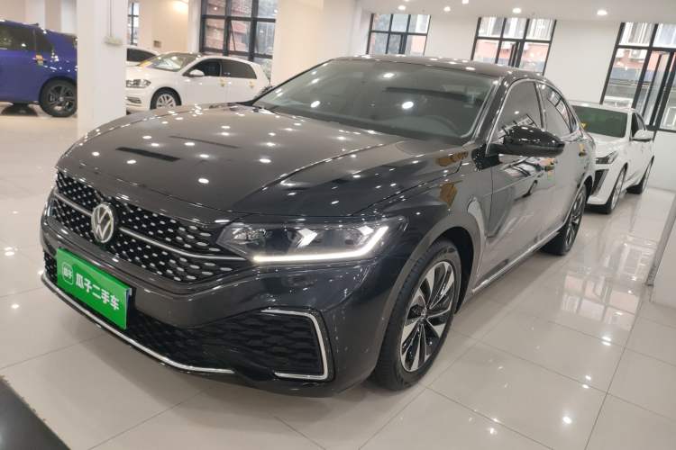 Used Volkswagen Passat 2023 330TSI Starry Elite Edition
