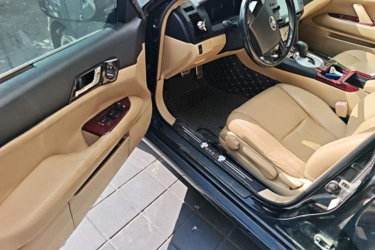 Used Toyota Reiz 2009 2.5S Comfort Edition Driver Seat