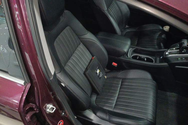 Used Honda Breeze 2020 240TURBO CVT Two-Wheel Drive Prestige Edition Right Front Seat