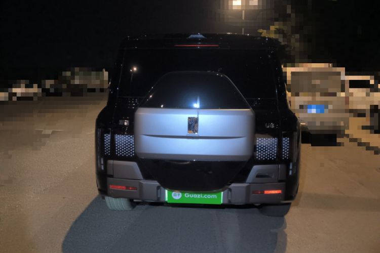 Used Yangwang U8 2023 Luxury Edition
