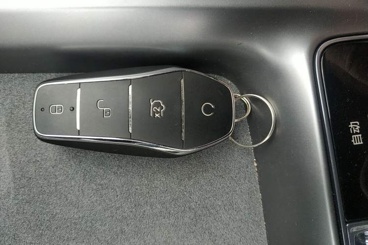 Used BYD Seal 2023 DM-i 1.5T 121km Flagship Model
