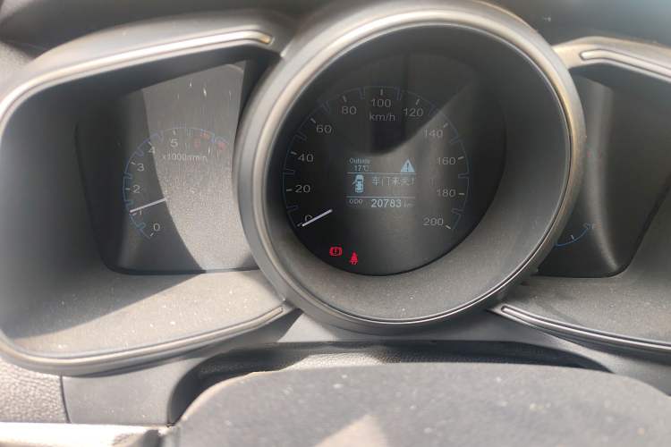 Used Oshan CX70 2017 CX70T 1.5T Manual High-Performance Edition