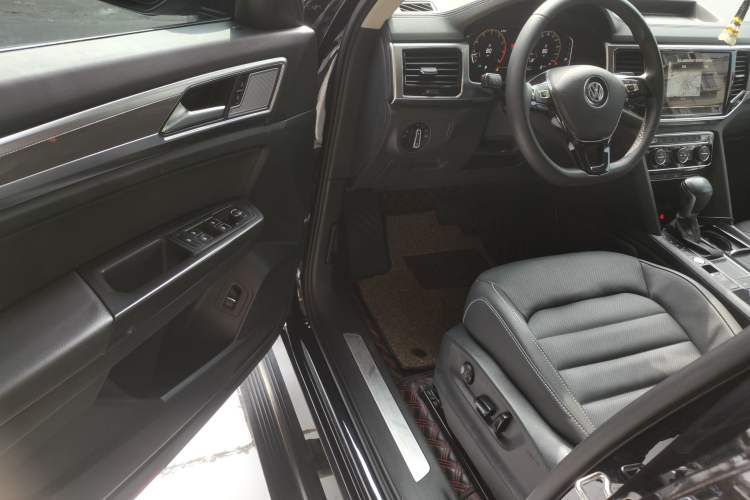 Used Volkswagen Teramont 2020 330TSI Two-Wheel-Drive Luxury Edition China VI Standard