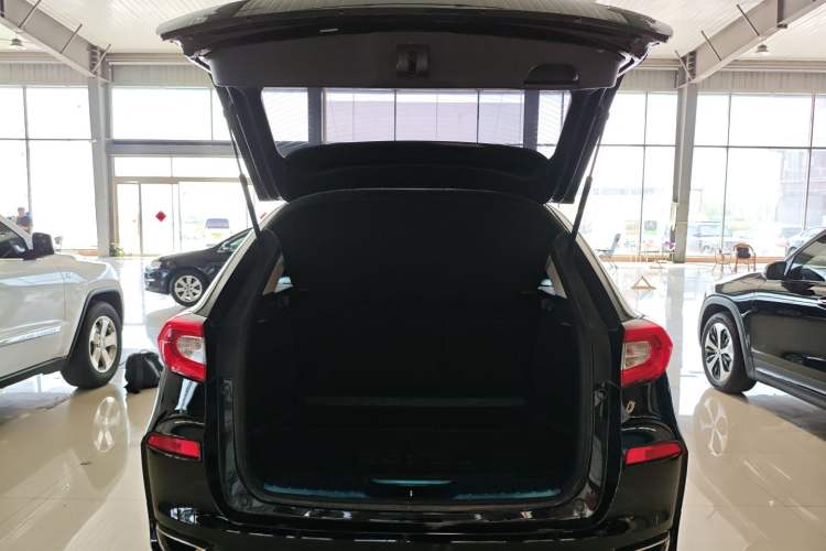 Used Honda Avancier 2019 240TURBO Two-Wheel Drive Comfort Version Trunk