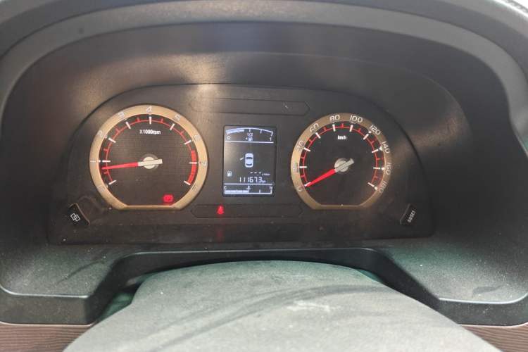 Used FORTHING Lingzhi 2017 M5 1.6L Comfort Model
