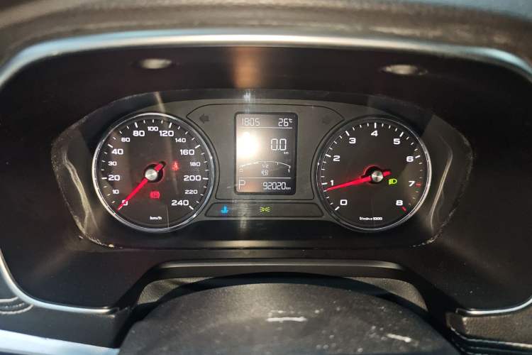 Used Roewe RX5 2016 20T Two-Wheel Drive Automatic Internet Smart Edition Odometer Close Up