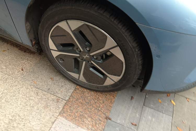 Used XPeng MONA M03 2024 515 Long-Range Right Front Wheel Hub