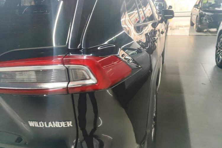 Used Toyota Wildlander 2023 2.0L CVT Two-Wheel Drive Luxury PLUS Edition
