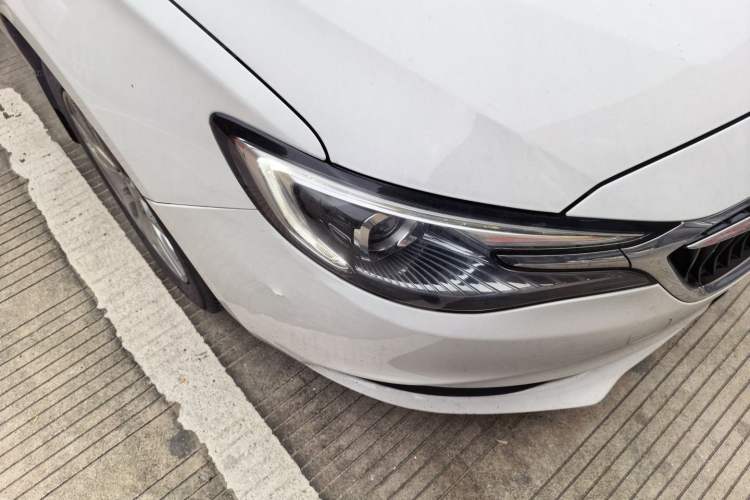 Used Buick GT 2018 15T Dual-Clutch Elite Model China V Standard Right Front Headlight