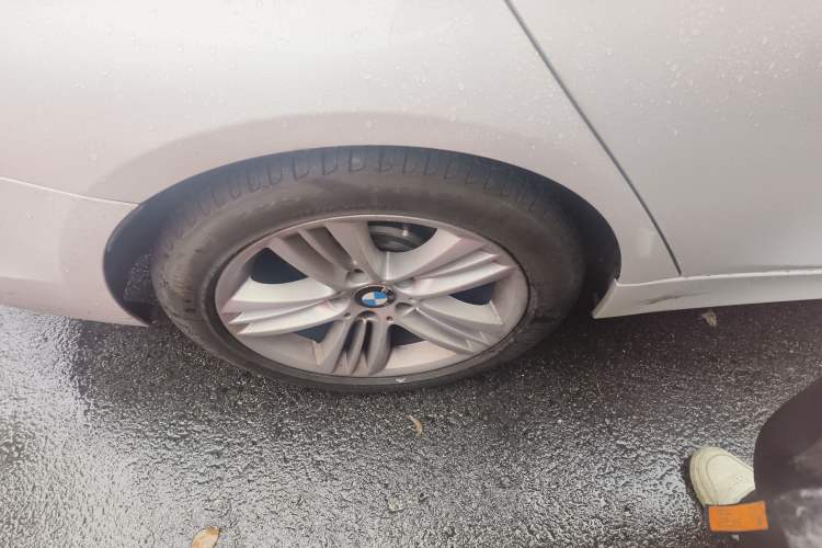 Used BMW 3 Series 2016 320i Fashion Model Exterior 5