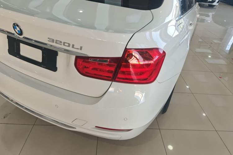 Used BMW 3 Series 2015 320Li Fashion Model