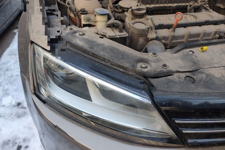 Used Volkswagen Sagitar 2014 Revised Version 1.6L Automatic Leading Edition Right Front Headlight