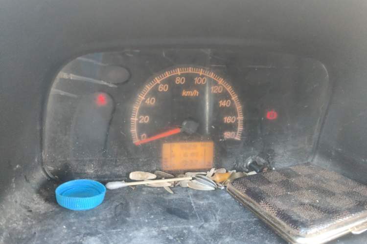 Used Wuling Zhiguang 2013 1.0L Practical Version Instrument Cluster