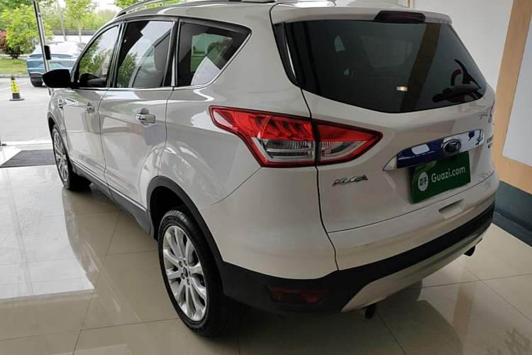 Used Ford Kuga 2013 2.0L GTDi Four-Wheel-Drive Elite Model
