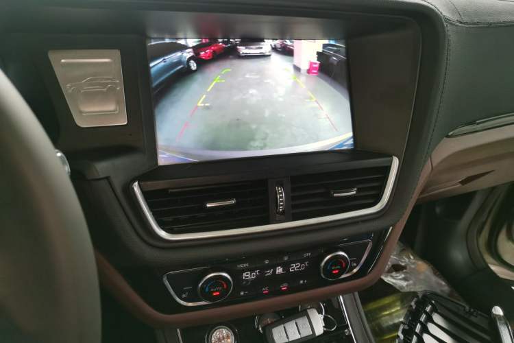 Used Zotye T600 2016 Sport Edition 1.5T Manual Prestige Model Audio And AC Panel