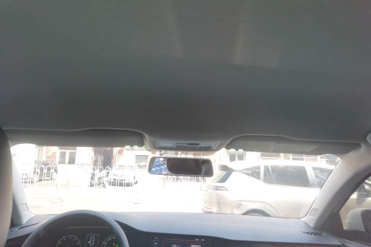 Used Volkswagen Bora 2021 1.5L Automatic Fashionable Smart Connectivity Version Headliner